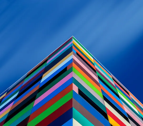 Color Pyramid by Alfonso Novillo