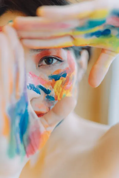 Colorful Artistic Expression by h112o1