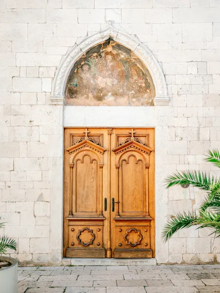 Croatian Door by Raisa Zwart