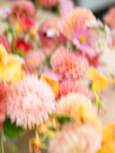 Moving Flowers by Raisa Zwart
