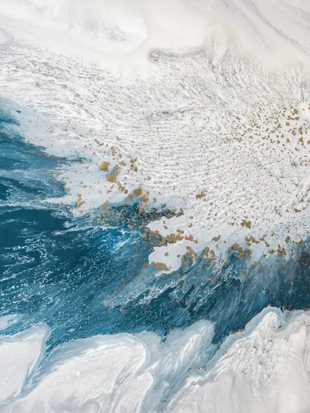 Tidal Shores - Dynamic ocean forms by Petra Meikle de Vlas