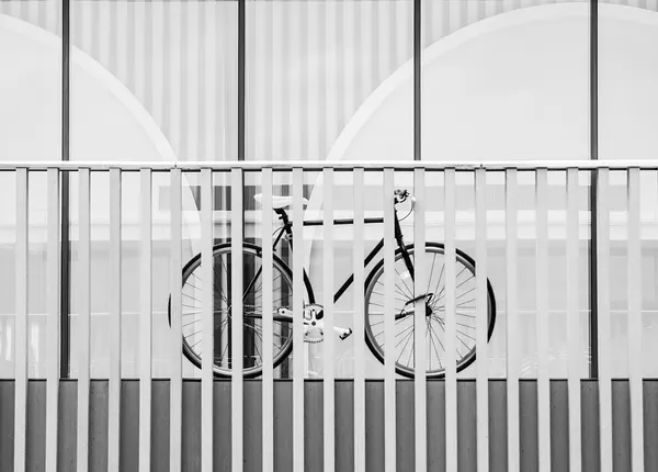 Urban Bike Geometry by Adolfo Urrutia