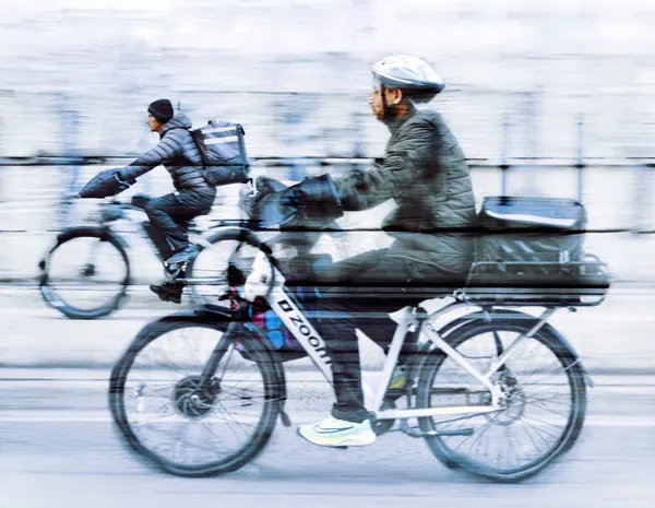 Dynamic Urban Cyclists by Jasmine Zhang