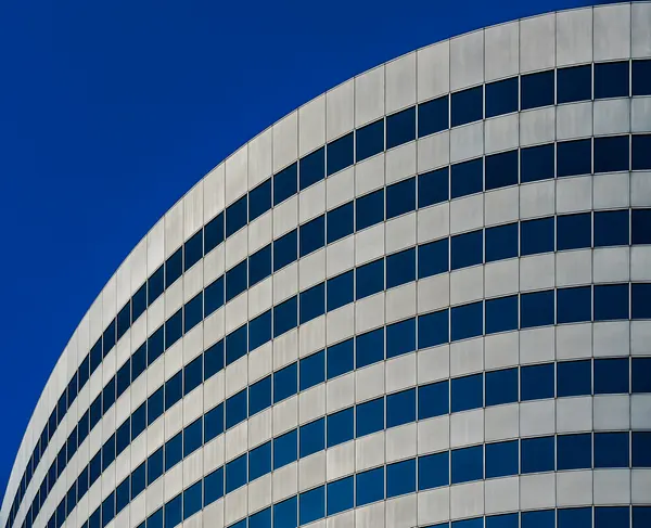 Curved Building Facade by Rodrigo Marin