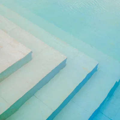 Mexico Pool, wall art by Raisa Zwart